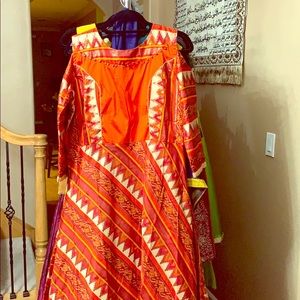 Cold shoulder simple anarkali